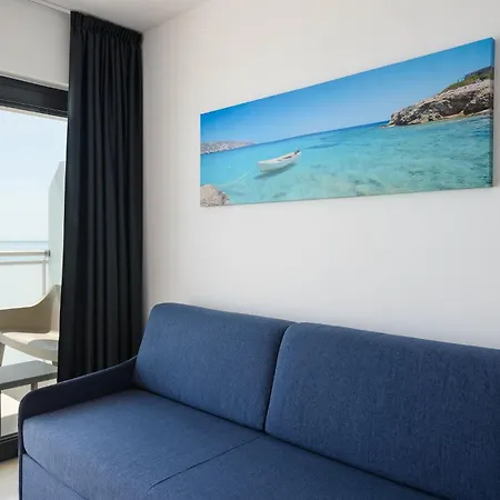 Well-equipped Flat Just 50m From The Apartment