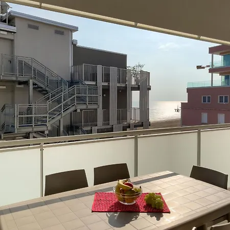 Apartment Well-equipped Flat Just 50m From The Lignano Sabbiadoro