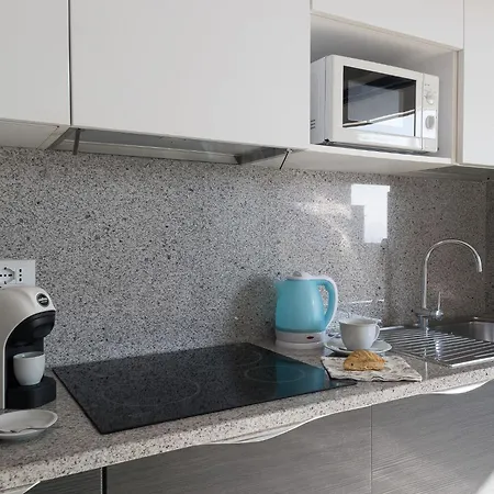 Well-equipped Flat Just 50m From The Lignano Sabbiadoro