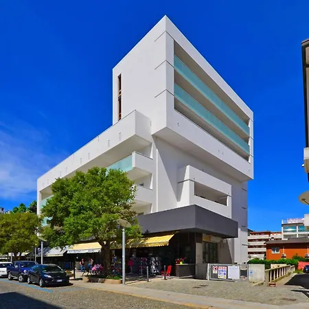 Well-equipped Flat Just 50m From The *